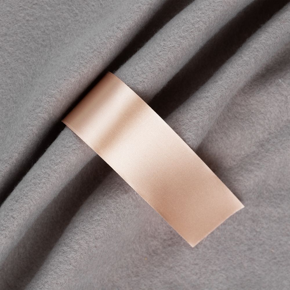 Лента сатиновая Satin 35 XL, светло-бежевая, 160 см-1