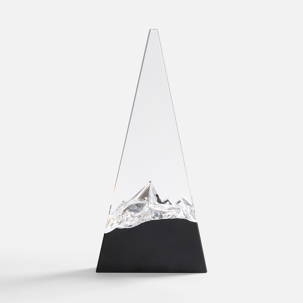 Стела Upward-2