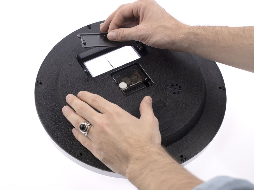 Часы настенные Insert2, белые-4