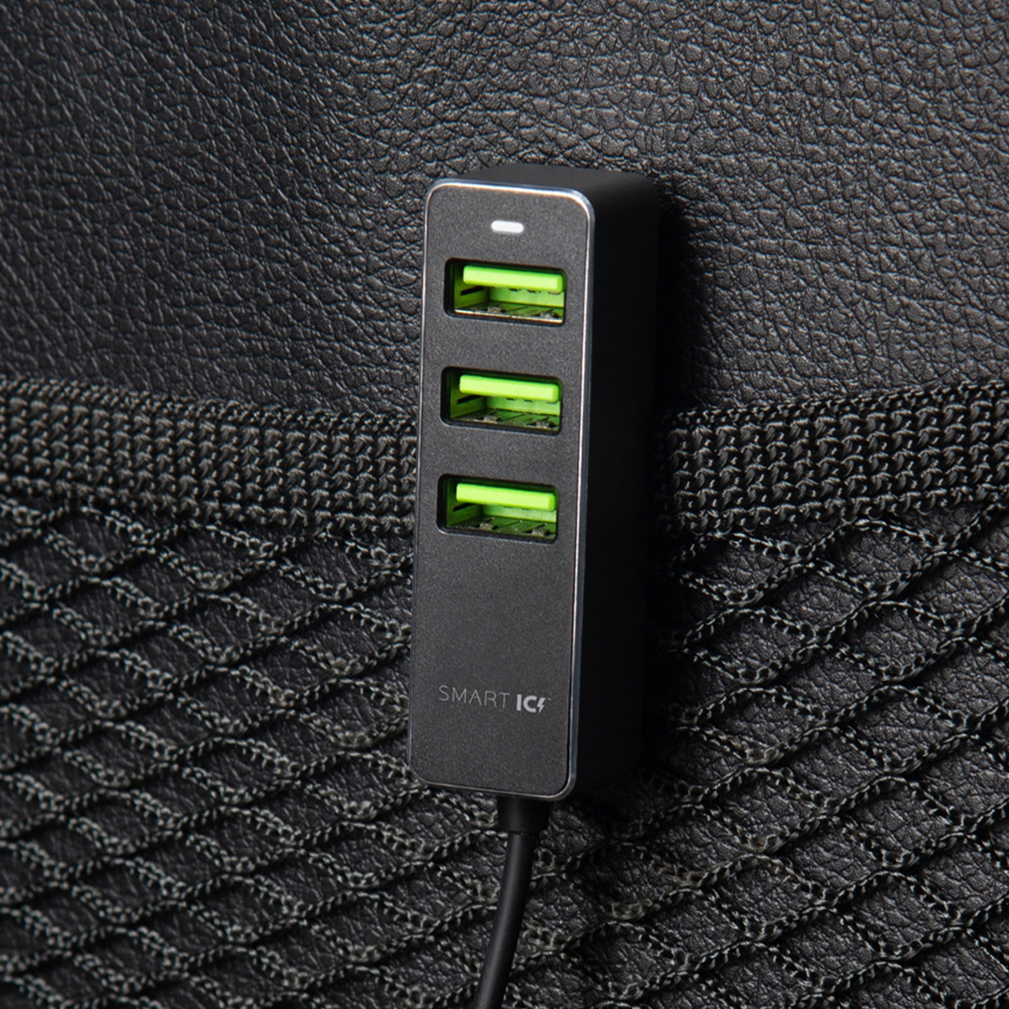 АЗУ 1 USB + 3 USB для пассажиров, QC 3.0, 7А, алюминий, графит, Deppa-2