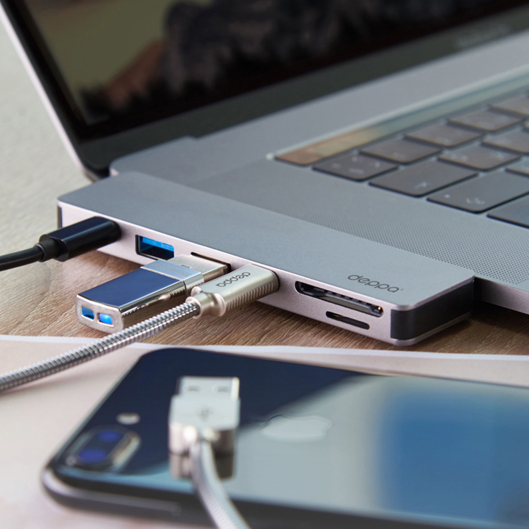 USB-C адаптер для MacBook 7-в-1, серебро, Deppa-3
