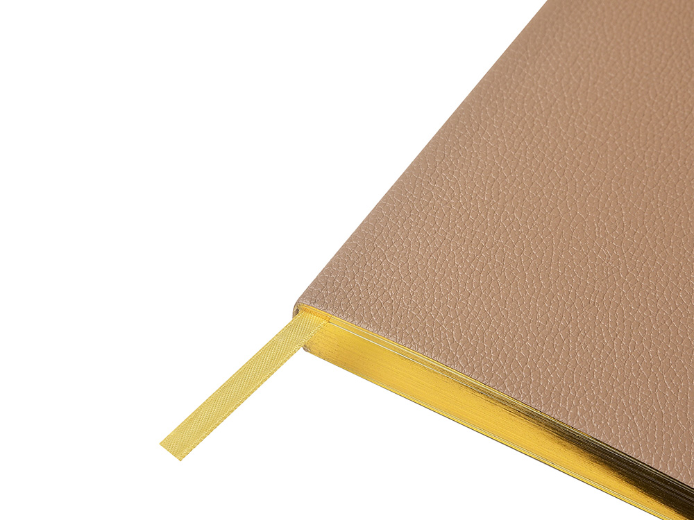 Ежедневник недатированный А5 "Total beige" с нашивкой, бежевый-3