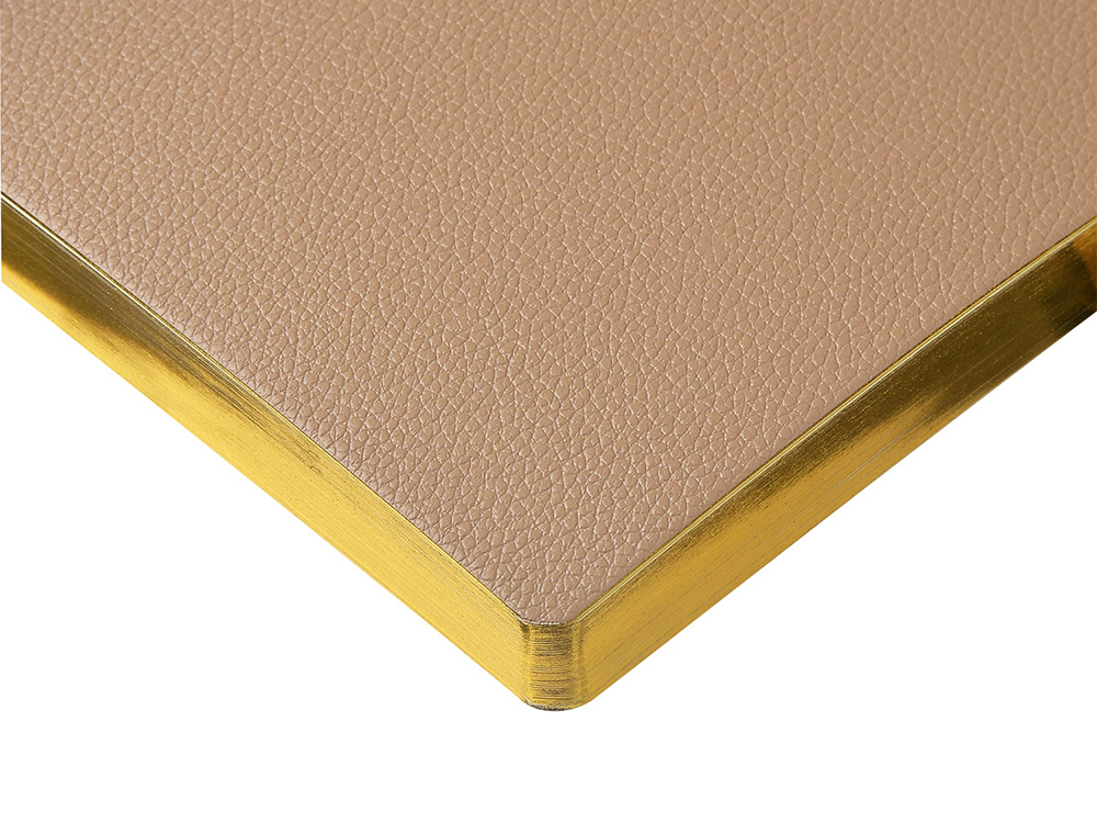 Ежедневник недатированный А5 "Total beige" с нашивкой, бежевый-4