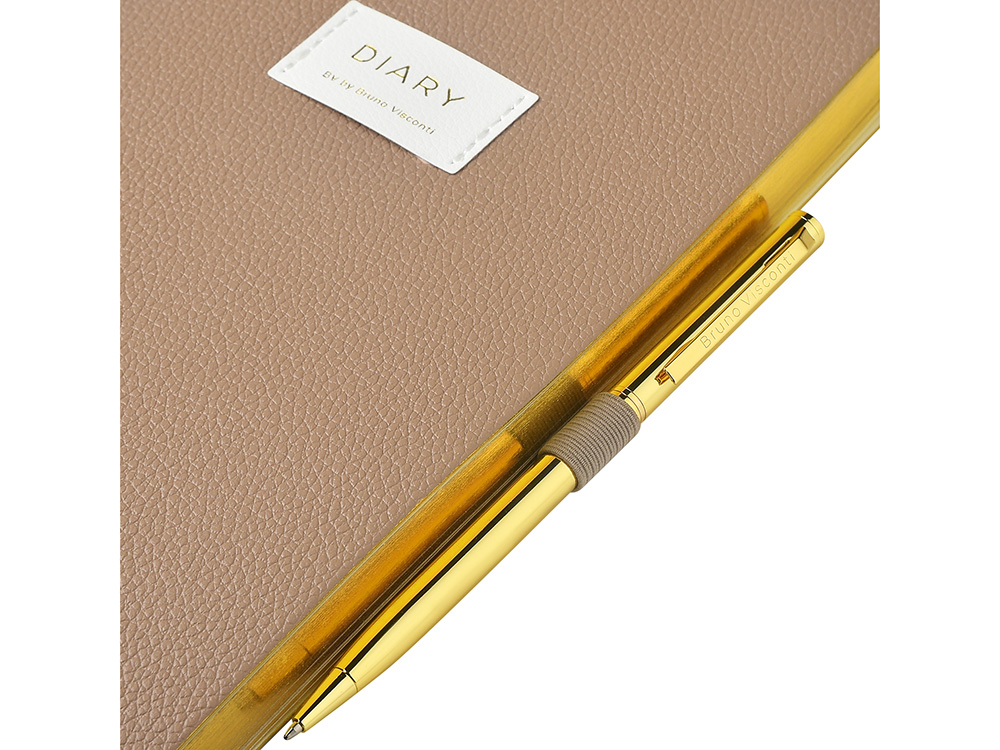 Ежедневник недатированный А5 "Total beige" с нашивкой, бежевый-6