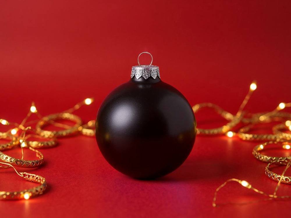 Стеклянный елочный шар "Christmas bauble", черный металлик, с серебристым колпачком в черной коробке-3