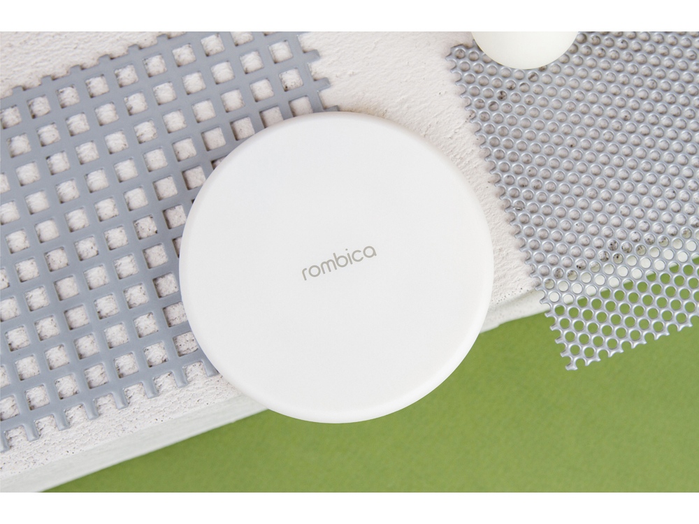 Беспроводное зарядное устройство Rombica NEO Q1W Quick, белый (Р)-13