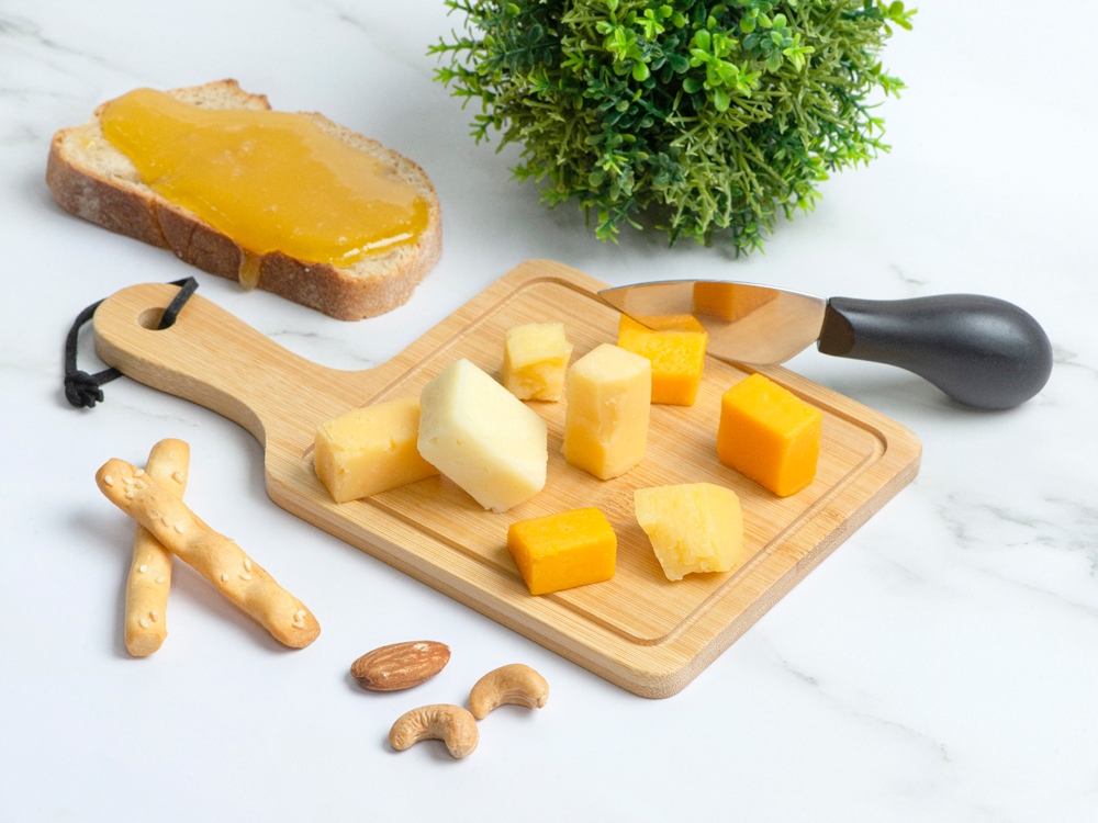 Набор для сыра из бамбуковой доски и ножа Bamboo collection "Pecorino"-2