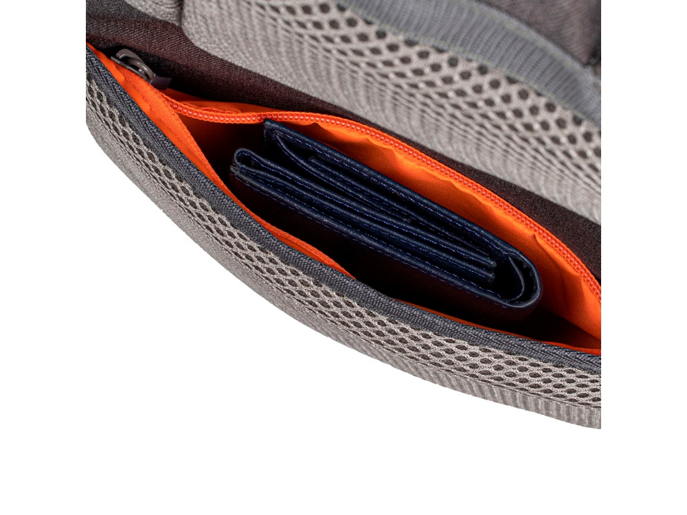 RIVACASE 7761 khaki рюкзак для ноутбука 15.6" / 6-20