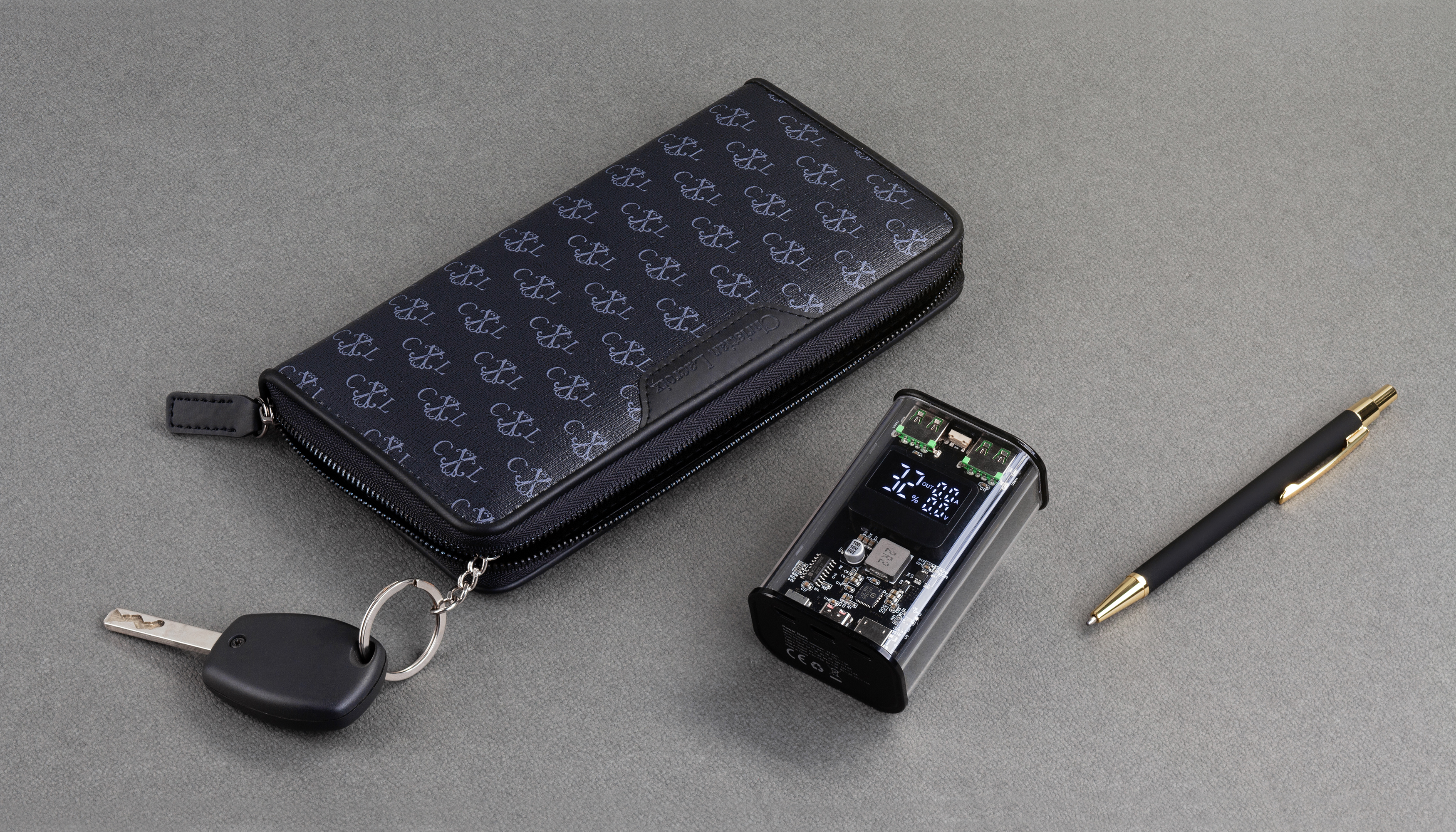 Зарядное (22.5W) устройство "Inside" 9000 mAh с прозрачным корпусом и цифровым индикатором заряда/напряжения/силы тока-5