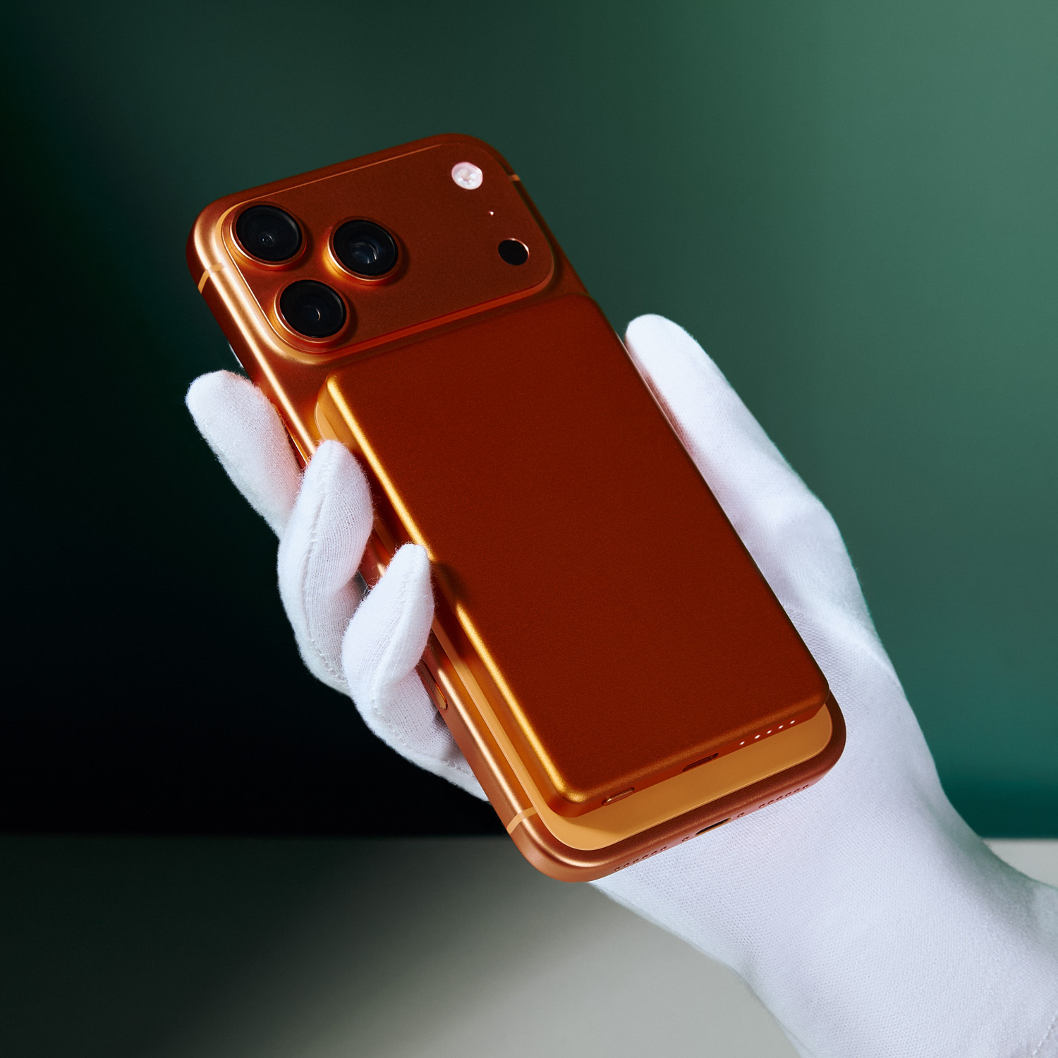 Внешний аккумулятор Атлантис (Atlantis) PD 5000mAh с функцией беспроводной зарядки 15W, оранжевый-11