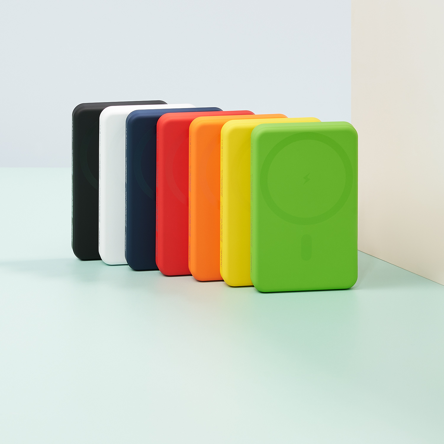 Внешний аккумулятор Ларго PD (Largo PD) 5000mAh с функцией беспроводной зарядки 15W, салатовый-20