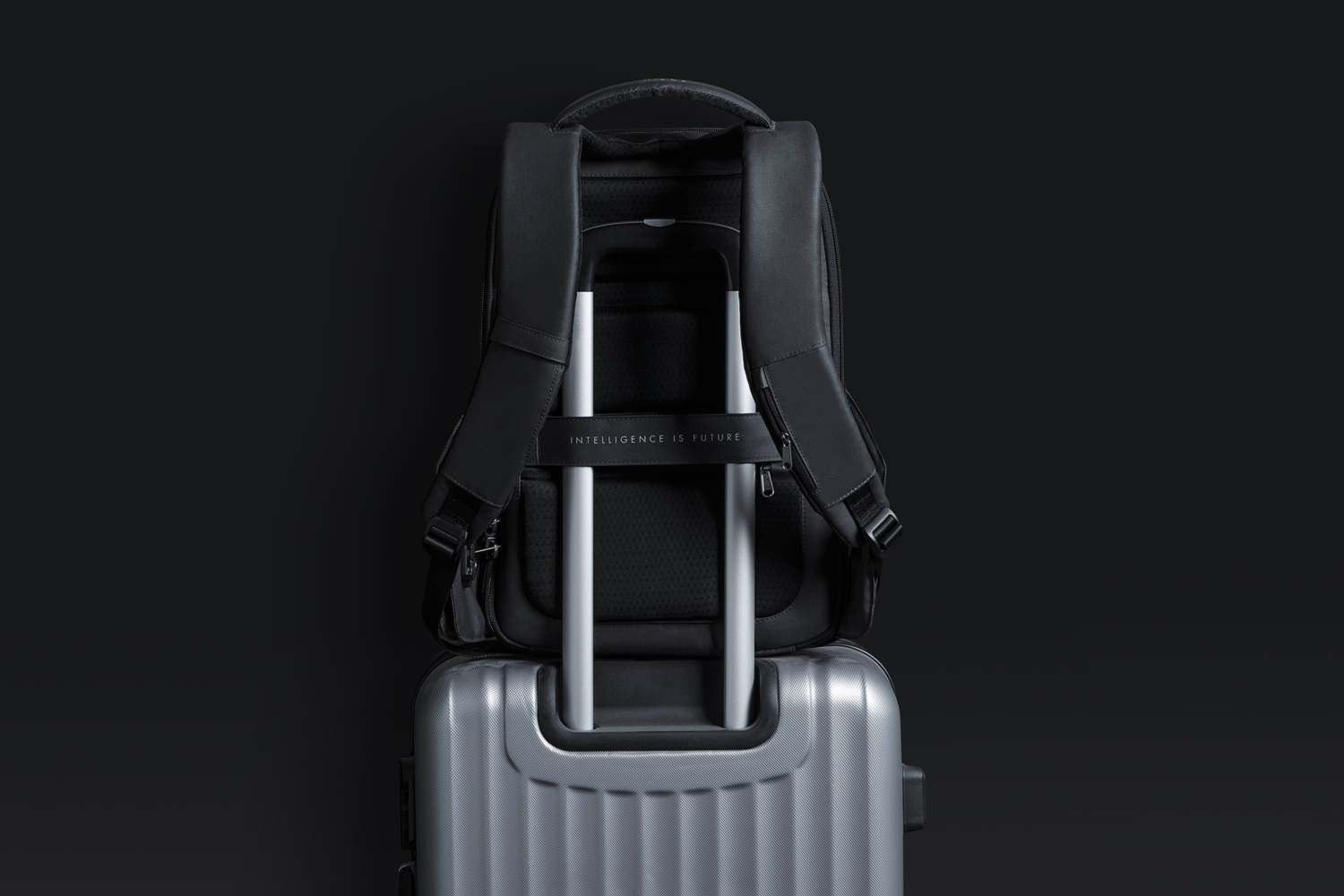 Рюкзак KORIN HiPack 43х33х16 см, черный-18