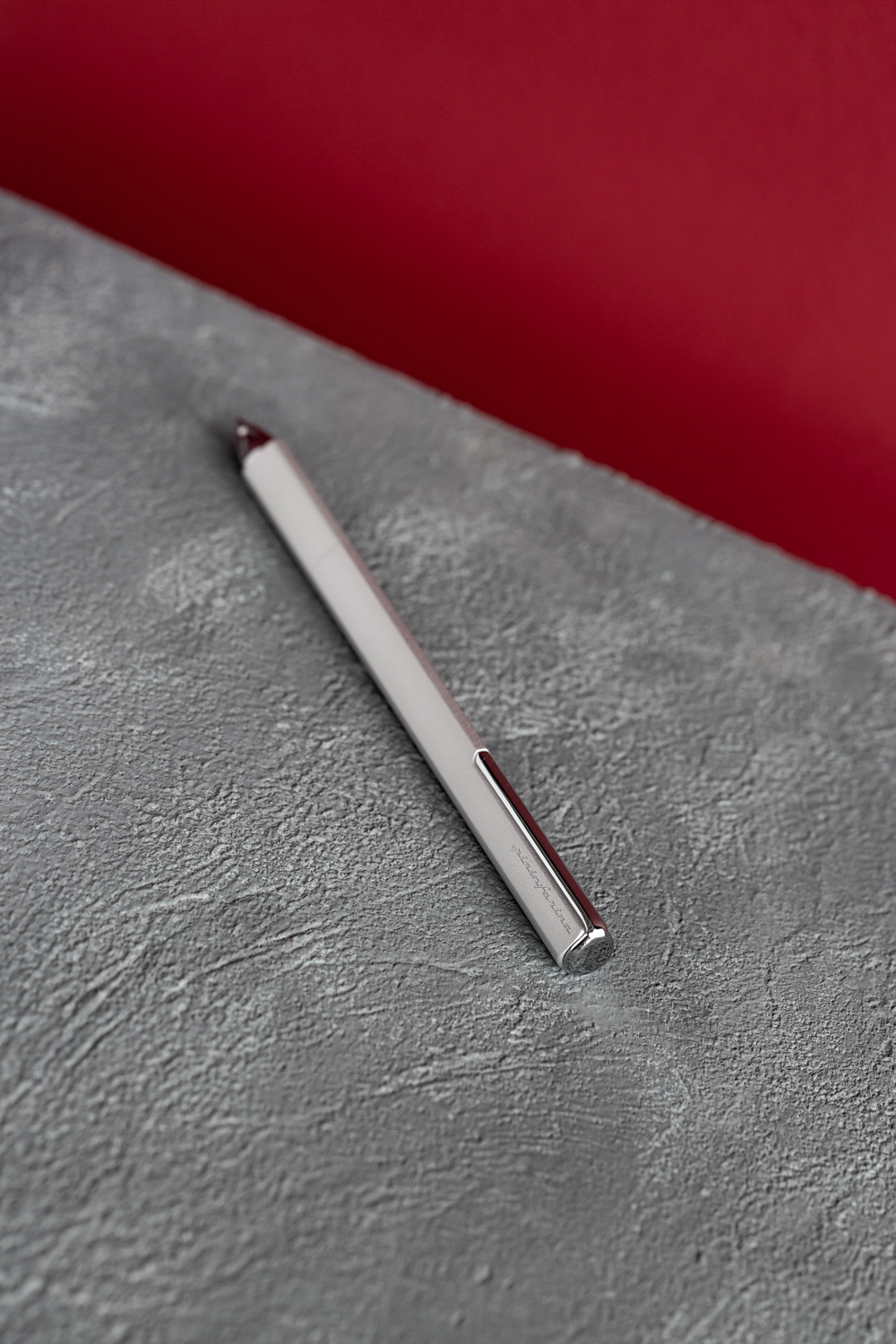 Шариковая ручка PININFARINA PF One SILVER-11