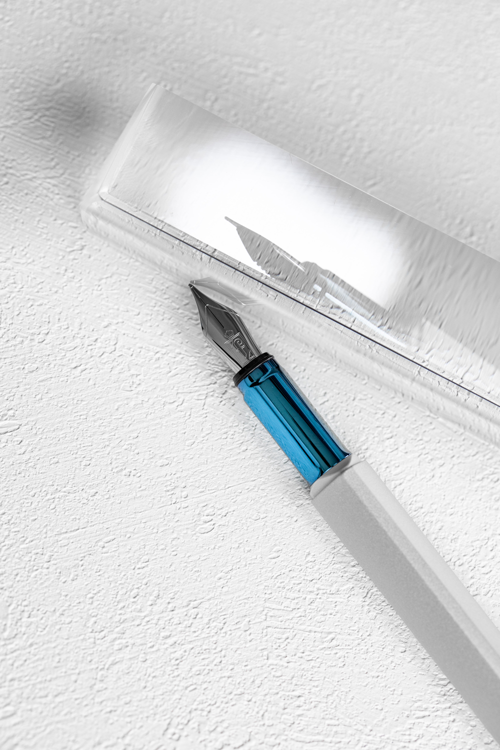 Перьевая ручка PININFARINA PF One SILVER /BLUE-12