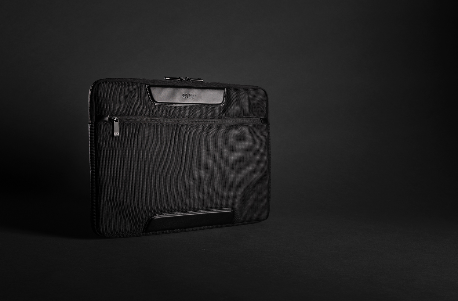 Чехол для ноутбука Swiss Peak Voyager из RPET AWARE™, 15.6"-4