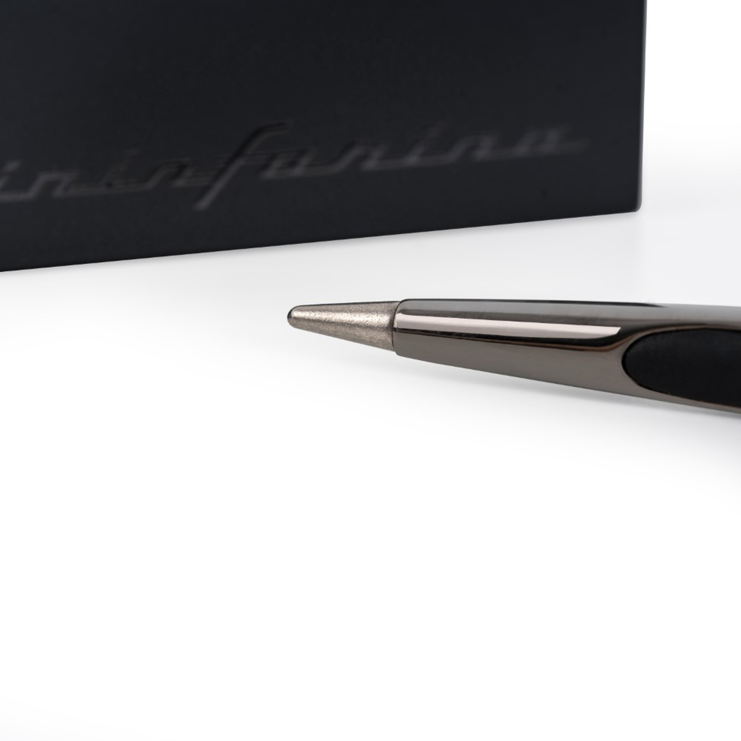 Вечная ручка Pininfarina Cambiano Black Edition-3