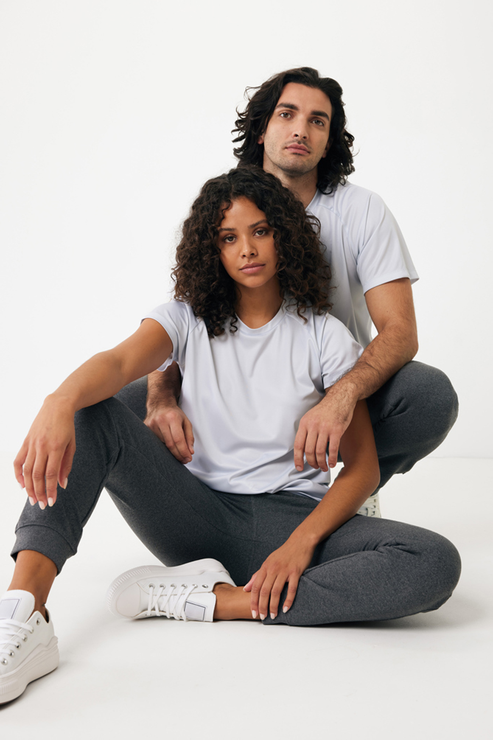 Спортивная футболка Iqoniq Tikal из переработанного полиэстера AWARE™, унисекс, 150 г/м²-16