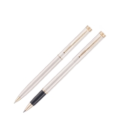 Набор Pierre Cardin PEN&PEN: ручка шариковая + роллер. Цвет - серебристо-бежевый. Упаковка Е.