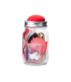 Швейный набор в банке "Sewing Kit"